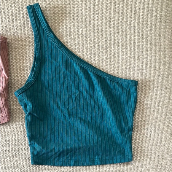 One-Shoulder Ribbed Women Top Set - Picture 3 of 3